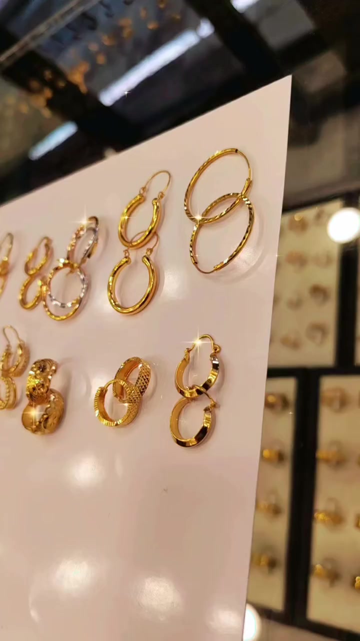 اللهم صلي على محمد وال محمد تخفيضات الزبائن الكرام الفرع الثالث مقابيل أبو حسنين الطرشي تراجي حلقة يم صياغة ومجوهرات ابايعلى الفرع الأول والثاني والثالث مقابيل أبو حسنين الطرشي دخل رقمك بلقرعه حتى تربح ويانه صياغة ومجوهرات صياغة ومجوهرات أبا يعلى تربح حاجة قيمه العنوان بابل الحمزه الغربي شارع القبله ***********
