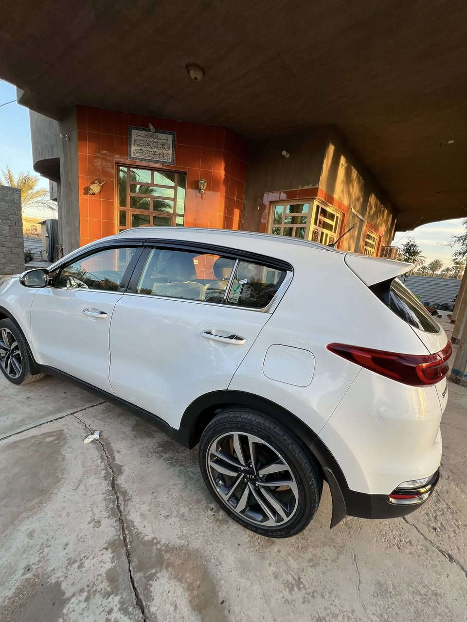 إسلام وعليكم
للبيع سبورتج ٢٠١٩خليجي

نص فول السياره مكفوله ماعده بارد شويه بل جاملغ 

موضح بل صوره 

رقم بغداد بسمي 

مكان السياره ابو اغريب 

السعر ١٩٠$

***********
