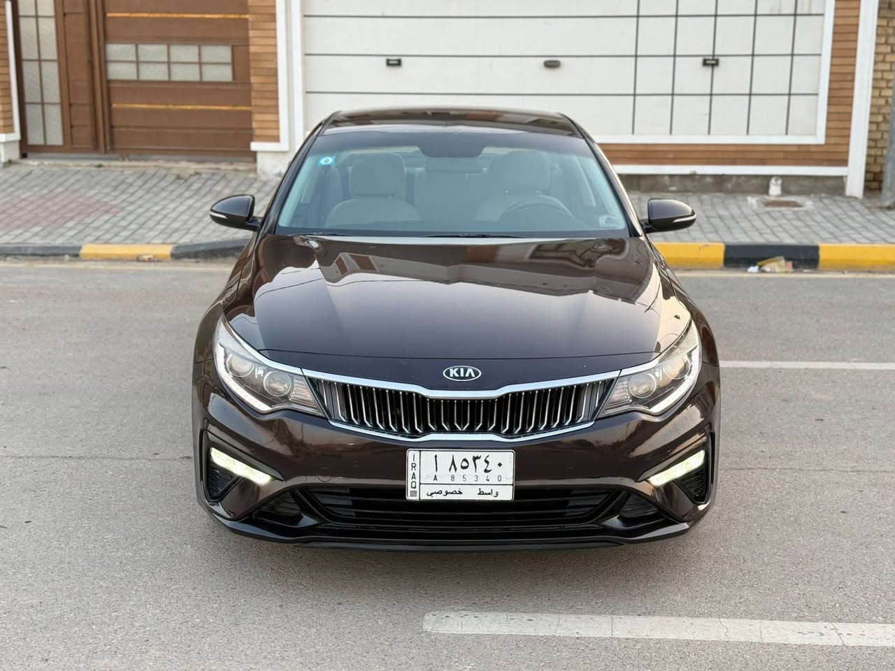 اوبتما 2019 خليجي واسط بسمي
مكفولة كفالة عامة من كلشي خليجي لونهة كرزي 
مكينة 2000 دوش المواصفات واضحة لا شخط لا زلغ لا رصعة تخم تاير جديد بدون ما أبالغ بس السيارة شكد ماتتصور جديدة وجاهزة وبدون اي نقص وكفالة كلش 
كشافات وحساس امامي خلفي ويدات نيكل وتحكم جهتين

السعر 172 وبيهة مجال مكاني واسط 
***********
***********
