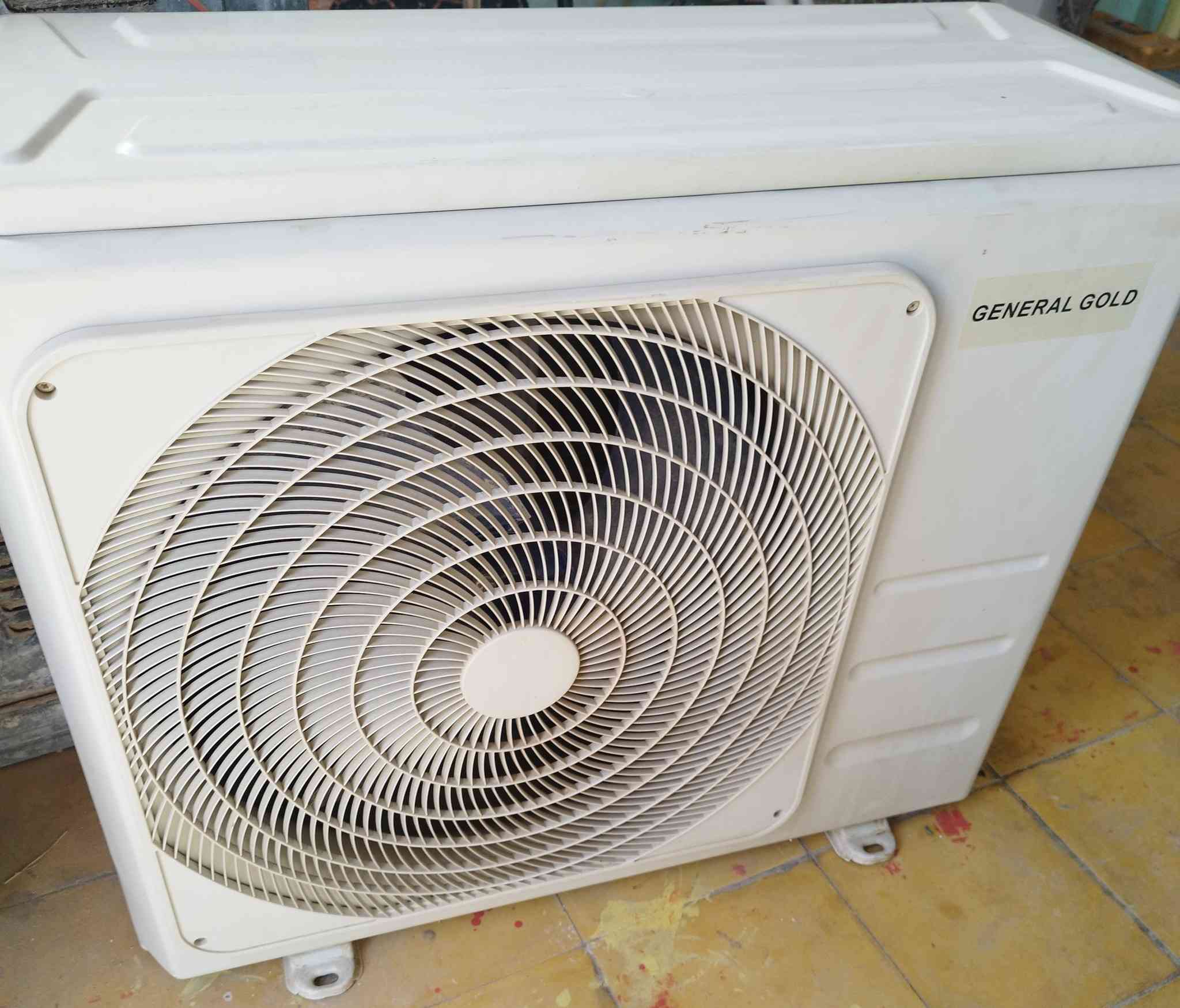 السلام عليكم سبلت طنين جنرال مستخدم قليل السعر ب 350وبي مجال التواصل ع هذا الرقم ***********
