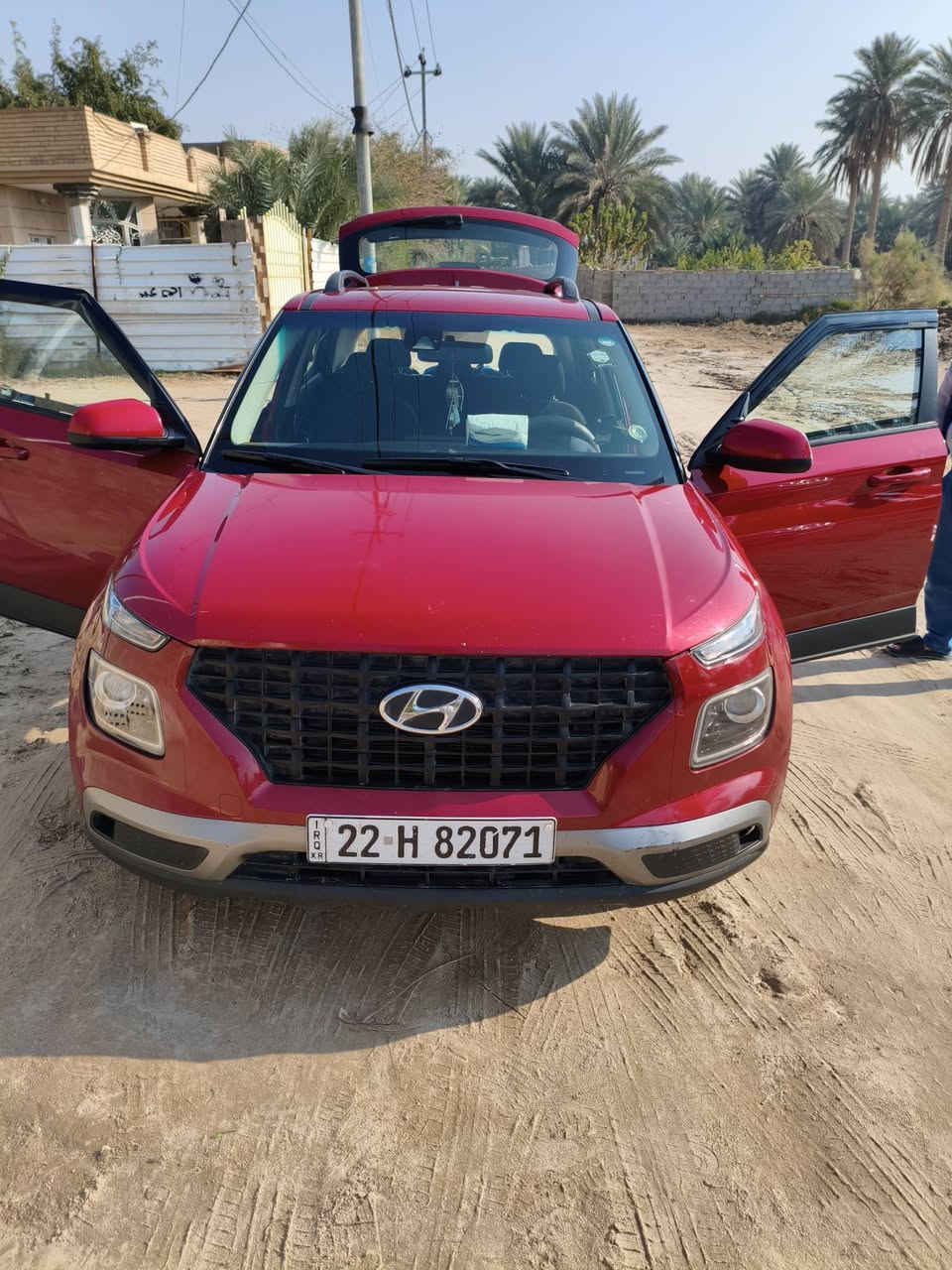 فينو للبيع موديل 21 جاهزه مواصفات المعروفه بلفينو كاميرا حساس امامي جوانب خلفي 8 نمممر المكان بابل المسيب التواصل *********** السعر 115 .!!!!!!$
