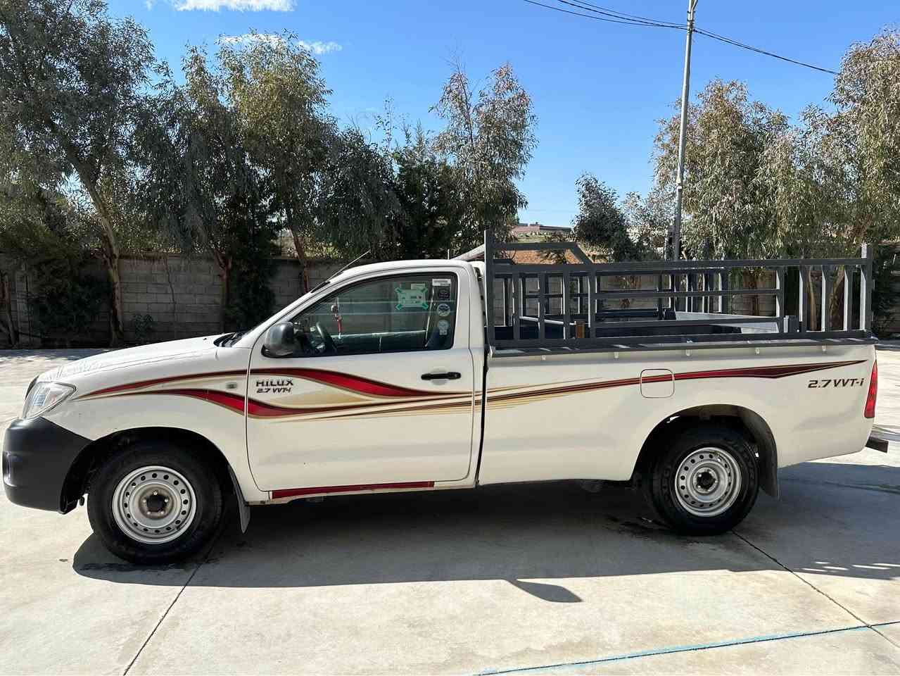 سەرەتا بەناوی خوای گەورەو بەخشندە پیکان مەرزیە مۆدێلی ٢٠٠٨ مەکینە گەورە جام کارەبا سەیارەیەکی زۆر خاوێنو بێ مەسرەفە دوو پارچەی بۆیاخە بۆنیتو چەمەلغ سەنەوی  تازەیە هەزەو بەڕادی تازەیە چوار تایەی باشی لەژێرە بەناوی خۆمەوەیە ناو بۆدی تێگیراوە چەمچەیەکی باشی لەسەرە  گێڕو مەکینە بەشەرت نوقسانی نیە لە یەک سایەقی کەمە بۆ نرخەکەی تەلەفون بۆ خاوەنەکەی بکەن *********** السليمانية, العراق
