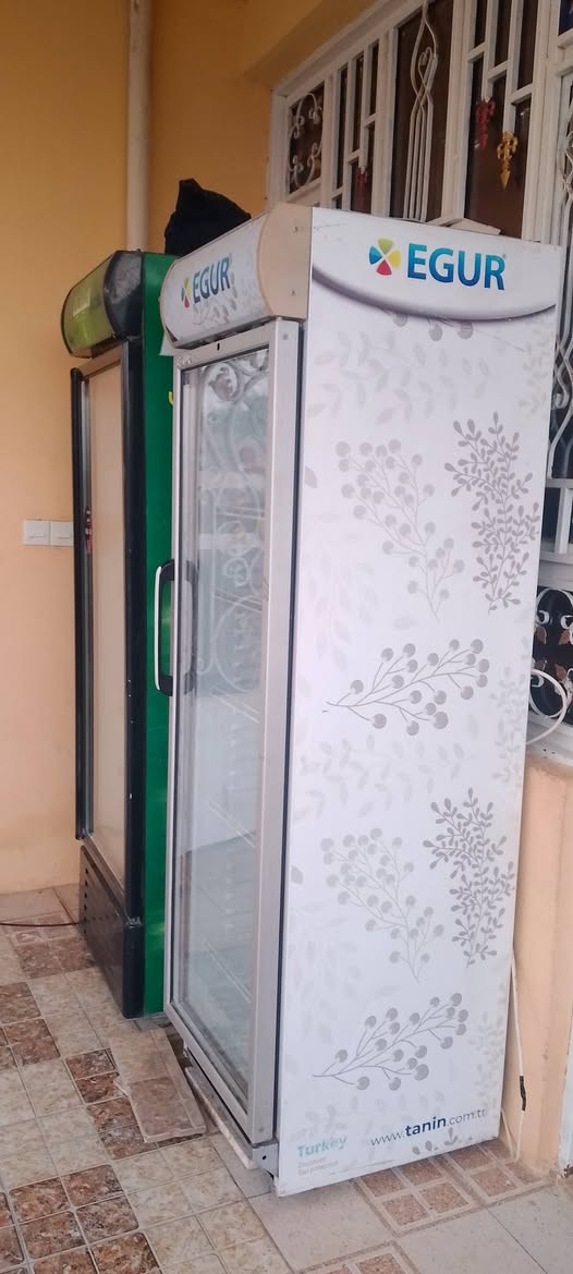 برادات مع ماكنة خياطه مع ماكنة قهوه ***********
