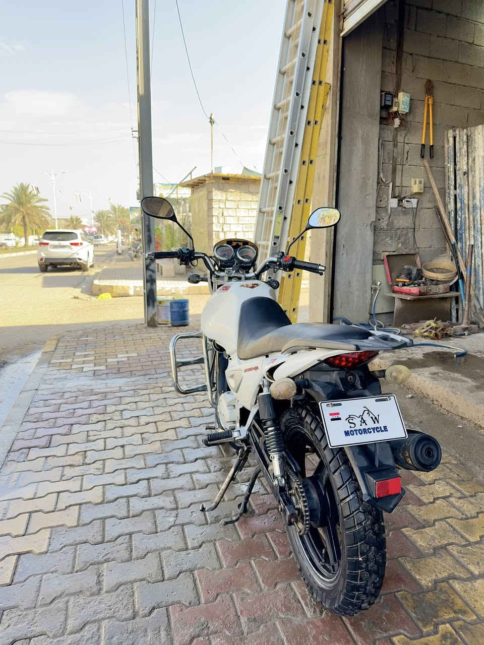 سلام عليكم سنكي 2015 كامل مابي اي نقص الشراي يتصل هذا رقمي***********  السعر ٧٠٠ الف وبي مجال
