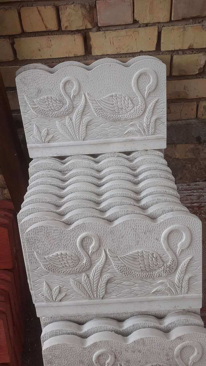 معمل حدائق الابداع/ اكسسوارات لتزيين الحدائق 
سياج حدائق كونكريت أشكال مختلفة الأحجام 
لطلب المنتج الاتصال بنا أو مراسلتنا على الصفحة 
*********** / واتساب / الاتصال
