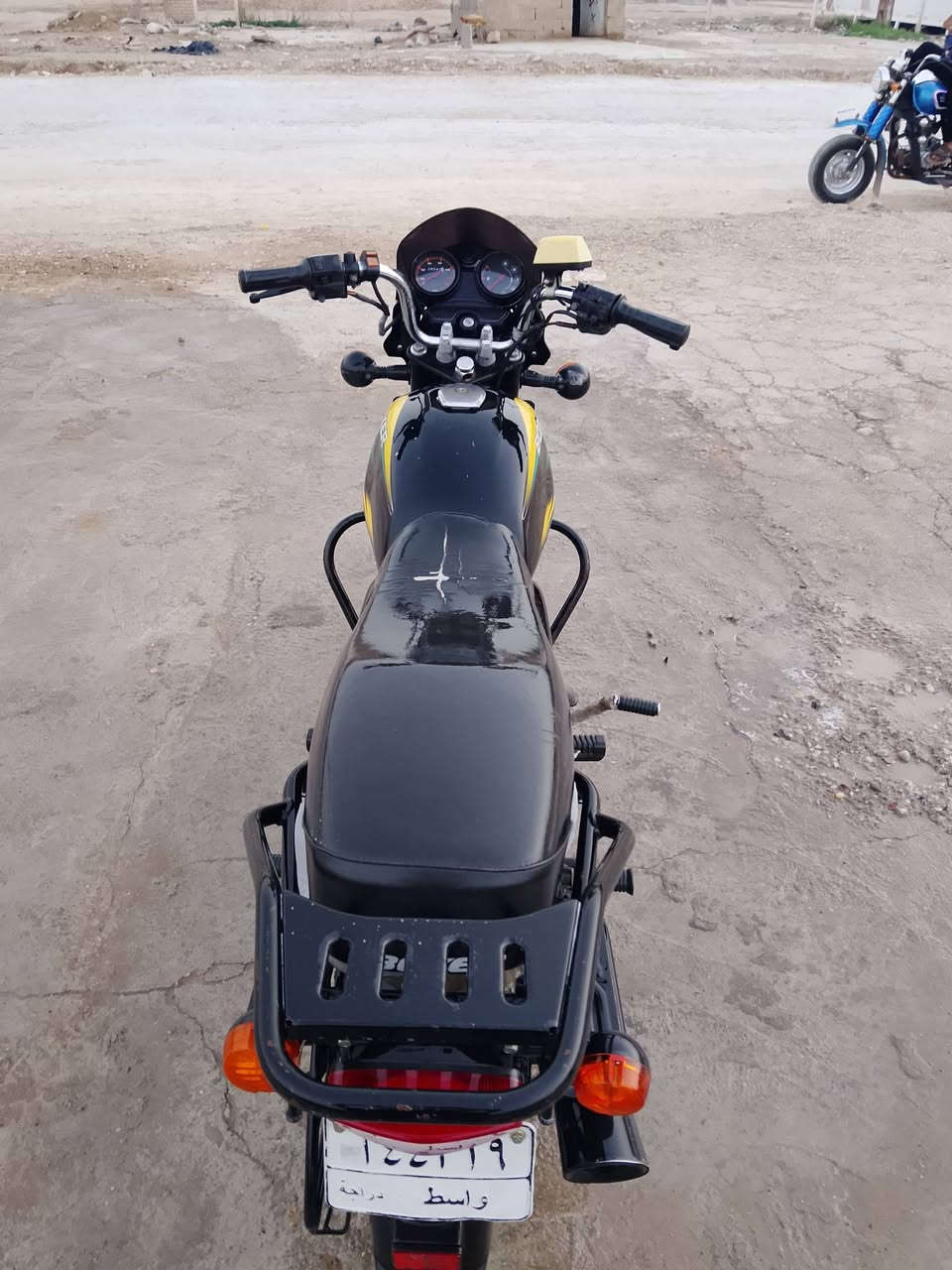 سلام عليكم
دراجه بوكسر مديل 21 شهر 11 رقم وسنويه بأسمي
تحويل ثاني يوم 
دراجه خير من الله مكينه مجفته بوش وبستم شركه قبل شهر مكان كوت حي جهاد السعر خاص او اتصل على رقم 
***********
***********
وشراي بخدمته
