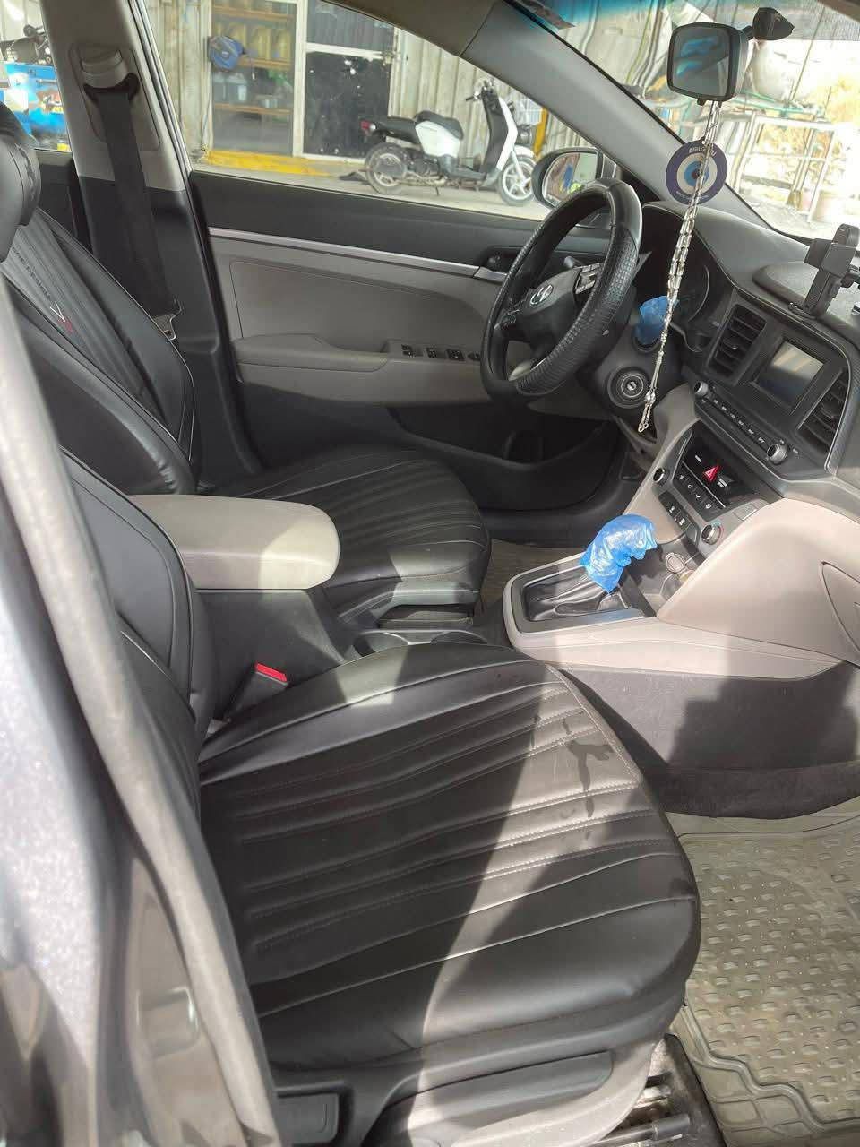 السلام عليكم 
الانترا ١٩  وارد امريكي مكفوله شواصي ولغود 
ليبل واحد بدون تبديل 
محرك وكير at تبريد ثلج تخم تاير جديد
صبغ جاملغ +بنيد+سونار موجود 

باسمي رقم بابل 
السعر ١٢٨ وبيها مجال 
المكان بابل محاويل 
***********
