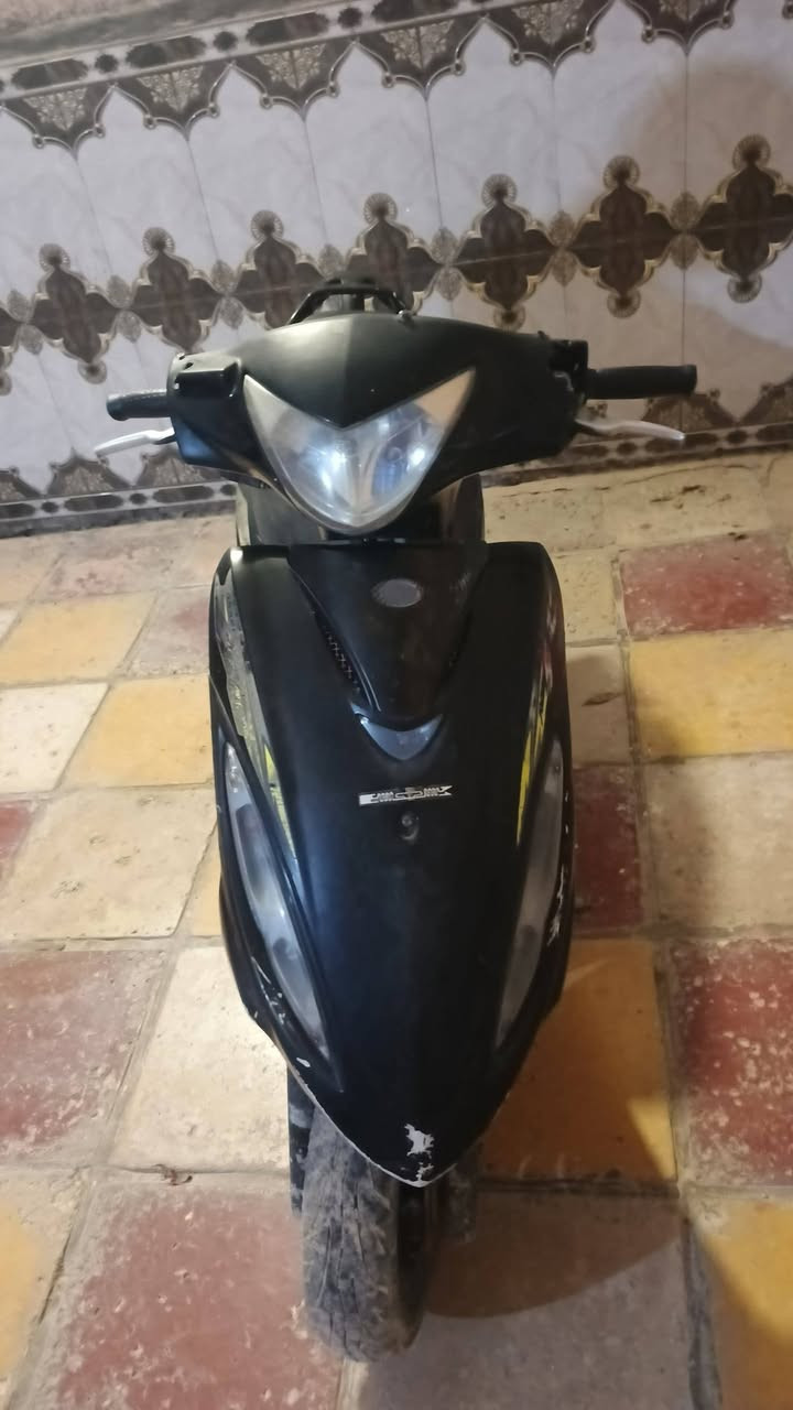 جي فور ب250وبيه مجال قليل مكان الفضليه


**إذا كنت صاحب هذا الإعلان وتريد حذفه لأي سبب، رجاءا أرسل رسالة إلى الدعم الفني**