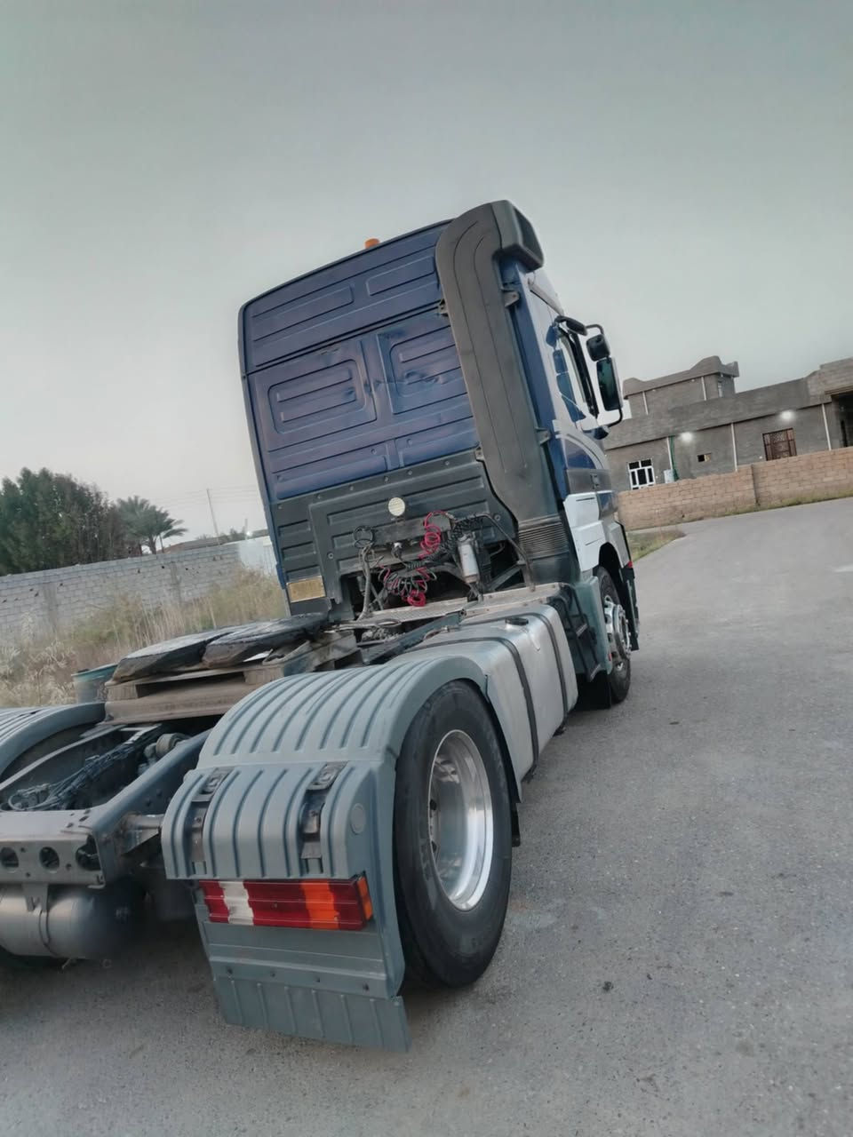 اكتروز البيع موديل 2000 رقم صلاح الدين اصلي تحويل ثاني يوم سياره جاهزه الشغل مربوطه عربانه فلات العنوان بغداد تاجي اني مكلف بل نشر الاتصال على ***********
