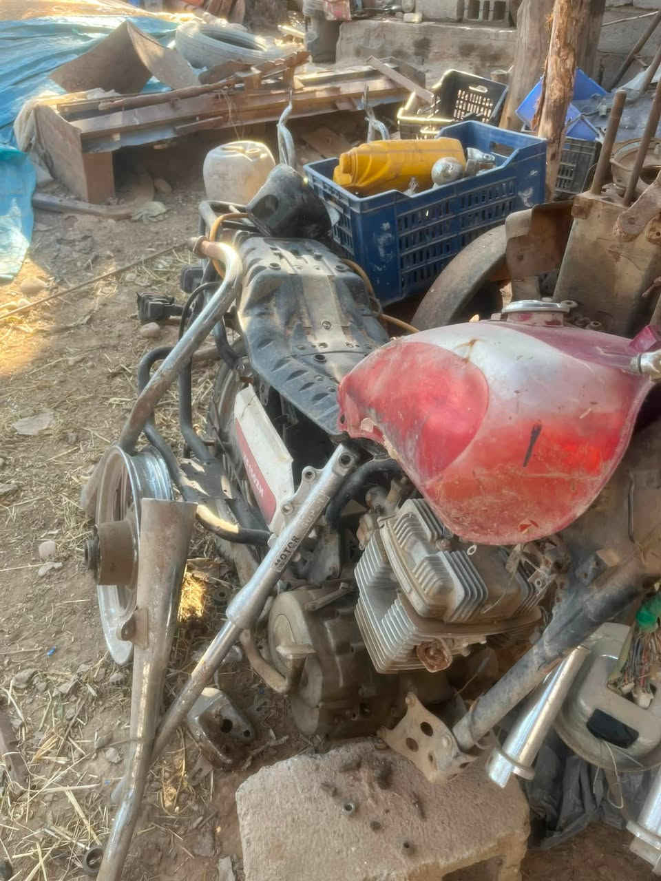 دراجات جني عدد ٢ ابيعلك كوم حديد مكاين يرادلهن ادامه والباقي شوف عينك سعرهن ٢٢٥ والشراي يجي يحملهن وما نختلف انشالله مكاني ديالى شهربان ***********
