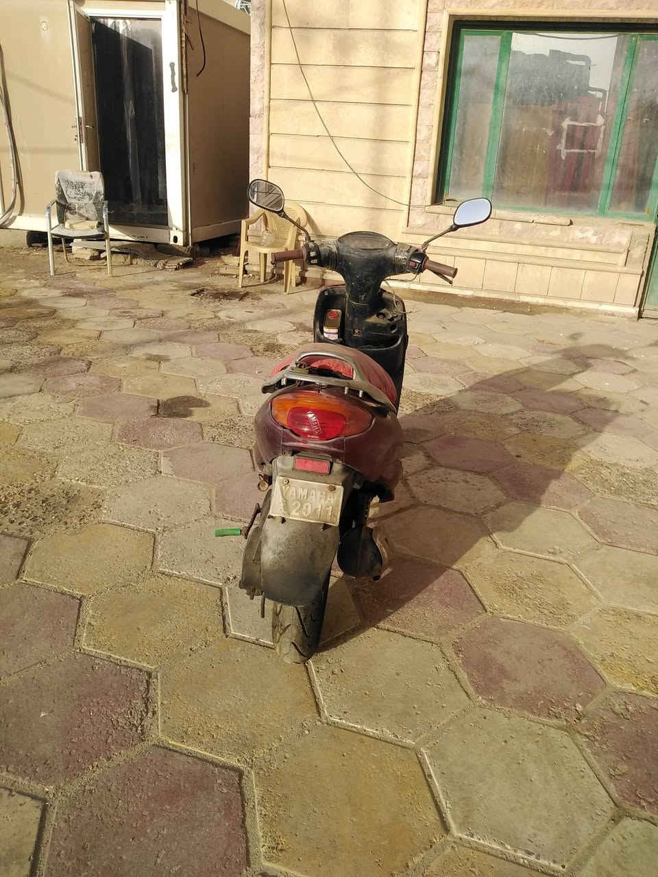 السلام عليكم
دراجة ياماها اكزز ياباني سرعة ١٠٠كم

الدراجة مجفته وحاليا عاطلة ولا اعرف السبب

قد يكون بستم أو شي آخر،،

باتري مشدود قبل فترة قصيرة وسلف شغال وتاير خلفي جديد والامامي بحاجة إلى تبديل،،

(البيع كوم حديد بسعر ١٥٠ ألف،،،
البصرة شط العرب الجزيرة اليوبة،،،


**إذا كنت صاحب هذا الإعلان وتريد حذفه لأي سبب، رجاءا أرسل رسالة إلى الدعم الفني**