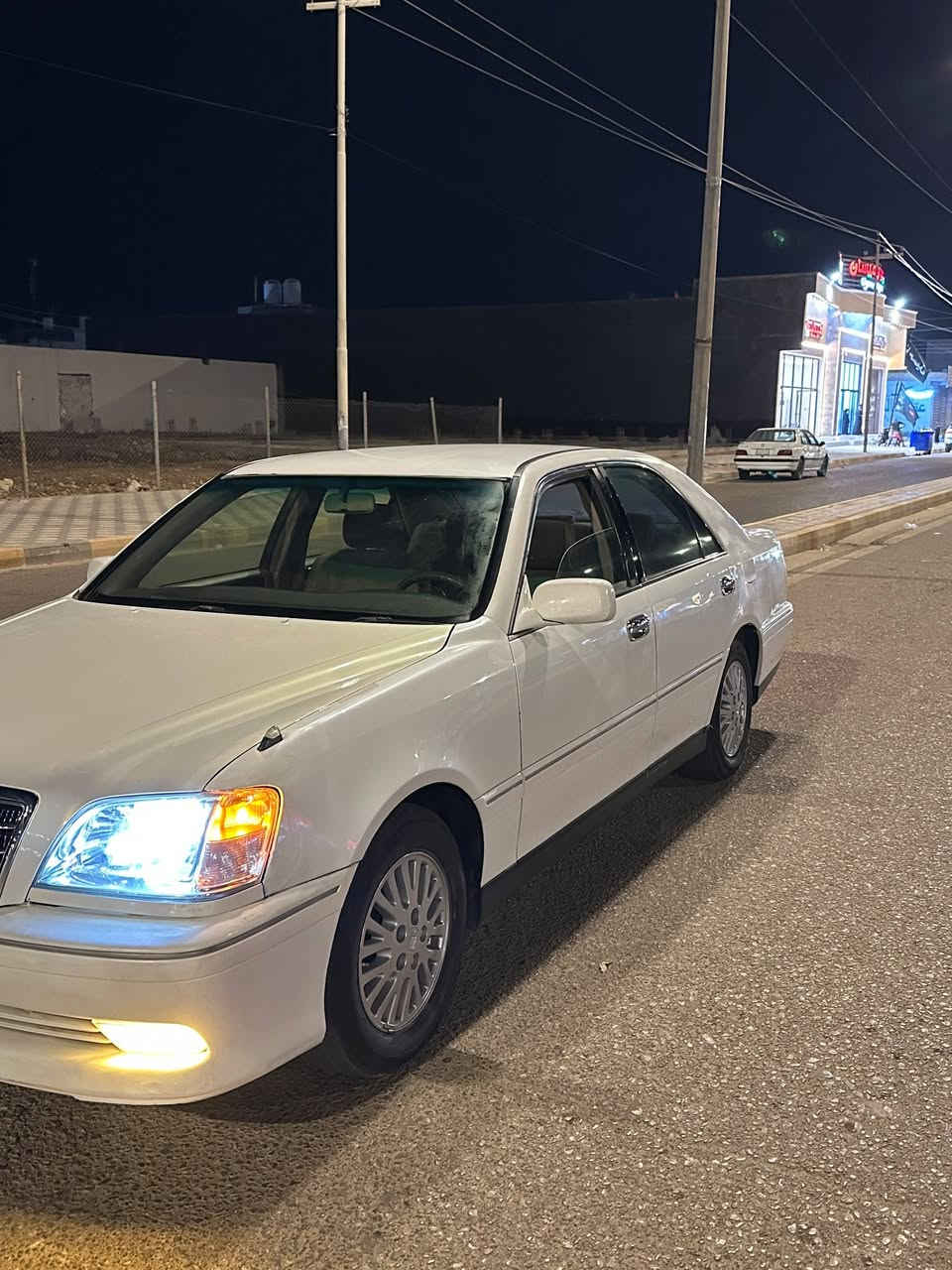 ملكه موديل 2003 دوات دوات كصة جنطه دخول جديد
متؤمه رقم سنويه نكليزي شغل مضبوط شرط دكه بالحاسبه موجوده تطلع ملكه بيضه سياره نضيفه كلش مال جناي
مكينه فيفتي وكير كفاله حداديه تخم تاير سياره جاهزه مانقصه شي العنوان ميسان السعر 32 وبيه مجال لشراي 
شراي يتصل ***********
