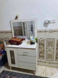 غرفه تركي ستخدام قليل نضيفه كلش  السعر ٤٥٠ ٠٧٨١٢٨٣٧٩١٧