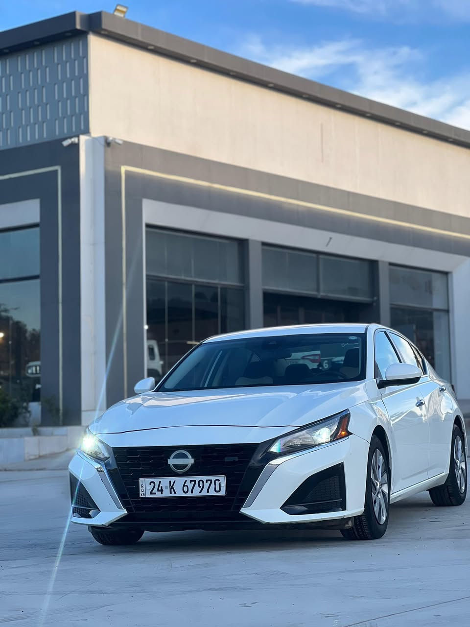 للبيع نيسان التيما 2023   
بصمة تشغيل عن بعد  
محرك 2.5 محرك وكير مكفولات شرط الفحص
السيارة ماشية 76 كم   
حادثها فقط بوند صبغ 
بدون دواخل 
ايرباك سستم 
سيارة كلش حلوه وترايها يخبل 
السعر 168  وبيها مجال  تحويل شرط
***********
