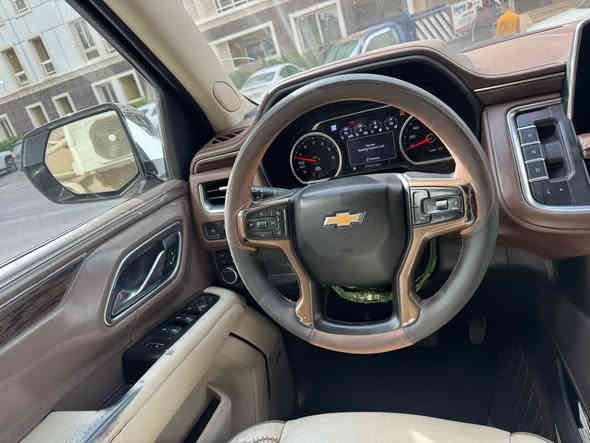 السلام عليكم لبيع 
شوفر سوبر مان 2021
حدثه سرقه غرفه كامله +جاملع خلفي او بارد بلباب وره سايق
ماشي 370k
سياره فول 1على1
استفسار :*********** 
السعر 325ورقة
