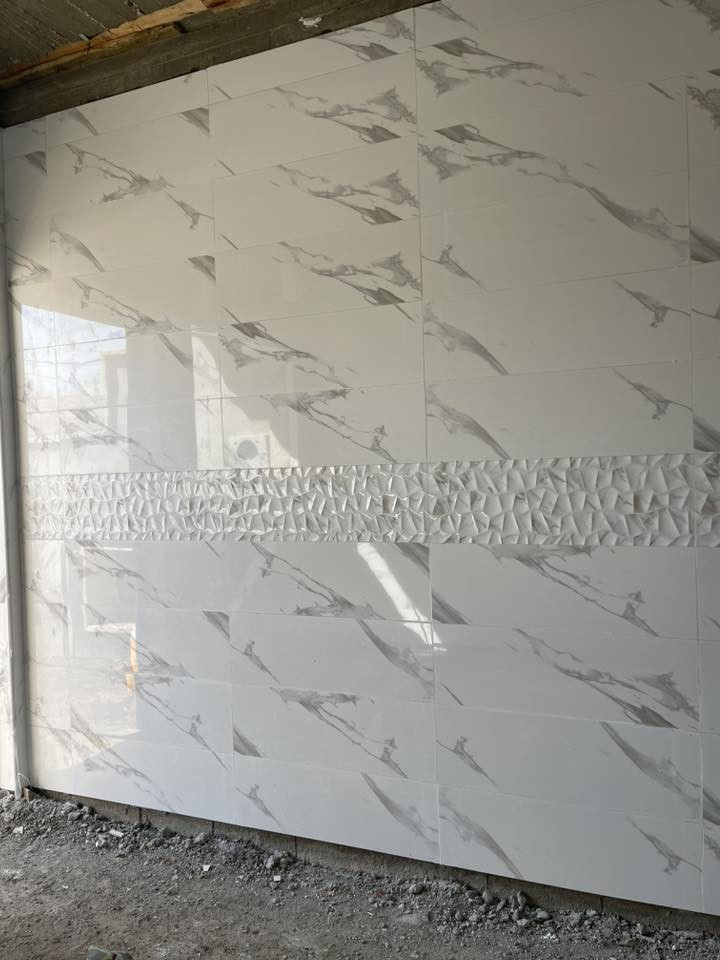 سلام عليكم شغل جدران وارضيات
وكوبلنات شغل فوول الاسعار مذكورة متفرغ الاحد

60*60.      4500

30*60.       4500

80*80 و30*90.   5000

120*60.      8000

***********

***********
