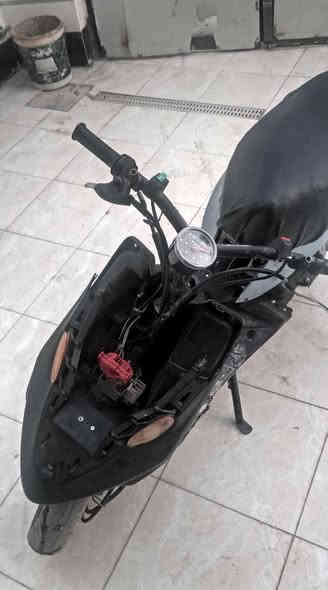 السلام عليكم دراجة بيجي60 للبيع السعر 85
ملحوظة الدراجة بعدها تجفيت جديد+وكابريتر وكاله جديدة+ دبل رياضي 
يرادلهة بعض الترتيبات وموجودات وياهة غراض ما اعرف مال يانوع 
***********للنتصال
