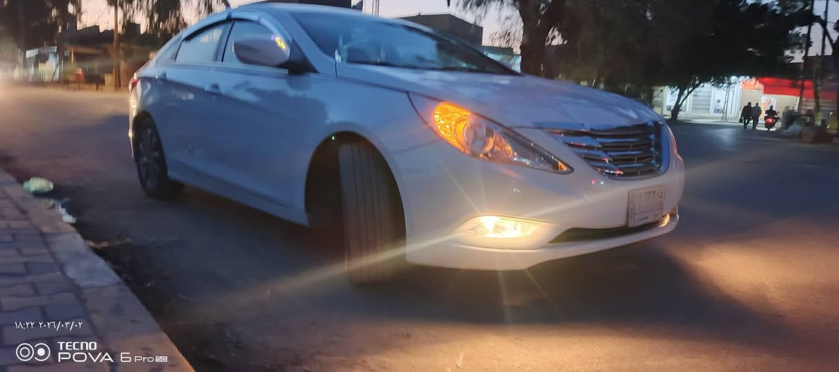 السلام عليكم تحيه طيبه...
للبيع فقط هونداي سوناتا موديل 2013 وارد خليجي داخل بيجي محرك 2400 دوش مكفوله كفاله عامه من الصبغ والفتح والتبديل السياره جديده على وضع الشركه رقم بابل 
المواصفات.. 
تبريد خلفي 
كشن السائق كهرباء ثلاث وضعيات 
تحكم ستيرن 
حساسات خلفيه 
شفتات بل ستيرن 
مري شفط 
اشاير بل مري 
ويل كب اصلي 
ايرباكات بل ستيرن وبل دشبول 
تبريد ثلج تتفاه شغاله تخم تاير جديد حداديه جديده السياره كلش نضيفه ما عدى بارد كد اربع اصابع في باب الصدر والباقي شرط تفحص بل سونار 
السعر /133 وبيهه مجال قليل 
العنوان / بابل محاويل 
للاستفسار على الرقم فقط بدون خاص/***********
