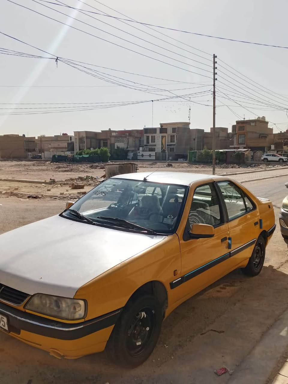 بيجو 2016 كفاله عامه ما عده الجاملغ الخلفي  الوره السايق فقط ومصلحا  حداديه جديده باتري جديد كهربائية كلها شغاله داخل جديد السياره جاهزه السعر 40 وبيها مجال قليل مكاني كربلاء الرقم ***********
