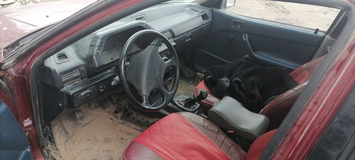 سلام عليكم مستبوشي موديل 1990
شرط وكاله وتحويل كشر بلادي رقم صلاح الدين
بيها صوت ب  المحرك ابيعه فحم  كير شرط داخل نضيف
تواير 4جدد طخم 
السعر 13  مكاني الموصل الأيسر
***********
