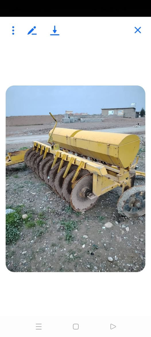 تركتر برازيلي موديل 80 استندر المحرك شركه والكير والاكسن والهايدروليك شرط ما مفتوح  رقم وسنويه تحويل مباشر مع دسك ثلاثه صاج عراقي ودسك 10صاج عمل ذنون الحليمه مع مرازه وخرماشه 11سجه عمل شاكر حداد شفت غليض وصندوق بذاره عمل ذنون الحليمه مع البولي والقايش جديد الرقم ***********
