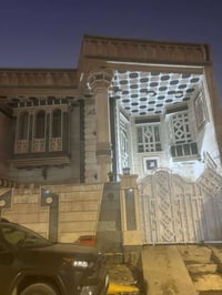 الهورة • بيت طابقين • ٢٠٠م