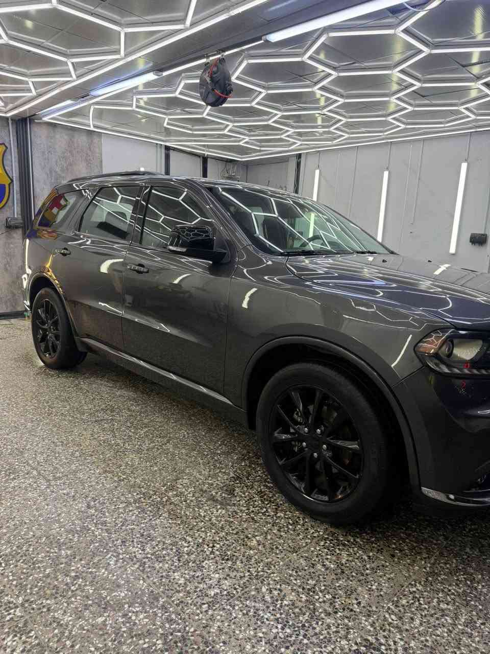 للبيع فقط دورنكو موديل ٢٠١٧ وارد امريكي ماشية ٩٠ الف ميل صبغ بنيد فقط ايرباك سستم 
مواصفات سلايد كشنات سياحي حساسات وتدفئة كشنات مكان السيارة بغداد كريعات السعر ٢٢٢٥٠ دولار للأستفسار ***********
