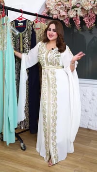 قفطان • وزن ١١٠ • توصيل مجاني