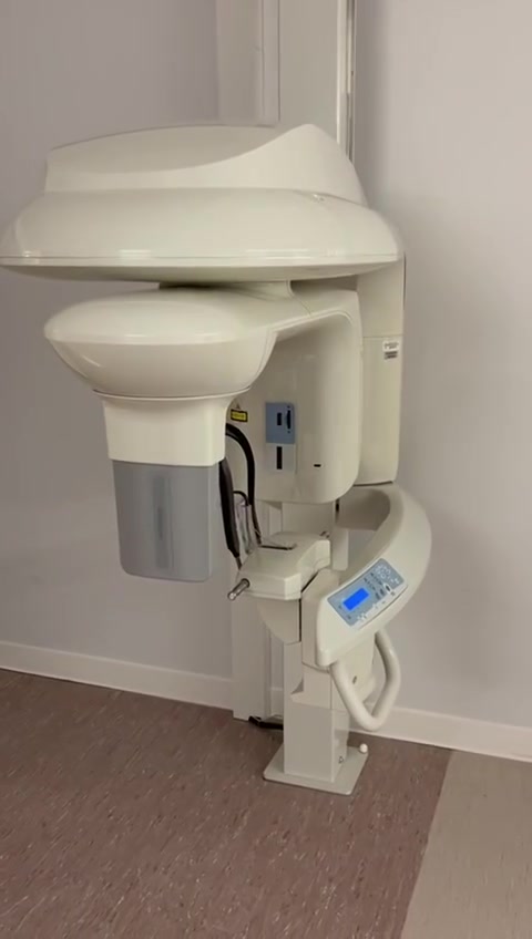 🦷 للبيع – جهاز تصوير أسنان بانورامي / CBCT من Instrumentarium Dental 
فرصة مميزة للمستثمرين وأطباء الأسنان ومراكز الأشعة.
✅ الشركة المصنعة: Instrumentarium Dental – Finland
✅ سنة التصنيع: 2013
✅ جودة تصوير عالية ودقة ممتازة للتشخيص.
✅ مناسب لتصوير الأسنان، الفكين، وزراعة الأسنان وتقويم الأسنان.
✅ تصميم مريح للمريض وسهولة في التشغيل.
✅ الجهاز بحالة ممتازة وجاهز للعمل.
📌 مناسب لـ:
عيادات الأسنان.
مراكز الأشعة.
مراكز زراعة وتقويم الأسنان.
🔧 نوفر: ✔️ التركيب والتشغيل.
✔️ التدريب على الاستخدام.
✔️ الصيانة والدعم الفني.
✔️ توفير قطع الغيار عند الحاجة.
📞 للاستفسار عن السعر والفحص الفني والتفاصيل، يرجى التواصل عبر الرسائل أو الاتصال على الرقم:***********
 الثقه للاجهزه الطبيه بيع وصيانة كافة الاجهزه الطبيه
