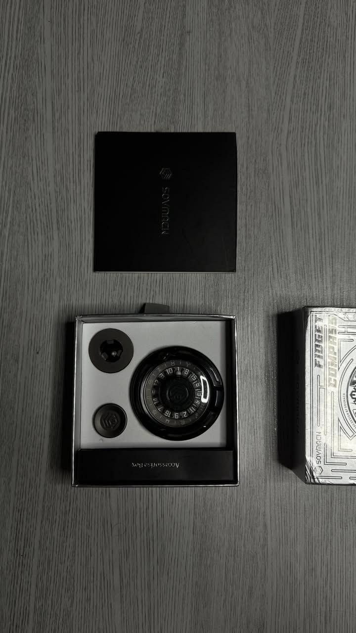 لعبه Fidget وزنها ثقيل سعرها 25 الف


**إذا كنت صاحب هذا الإعلان وتريد حذفه لأي سبب، رجاءا أرسل رسالة إلى الدعم الفني**