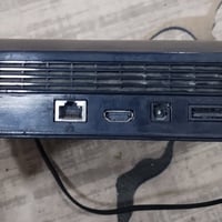 PS3 بلي 3 مهكر وياه جويستك تجاري وبراخله العاب البلي مايشتغل بس رايدله...