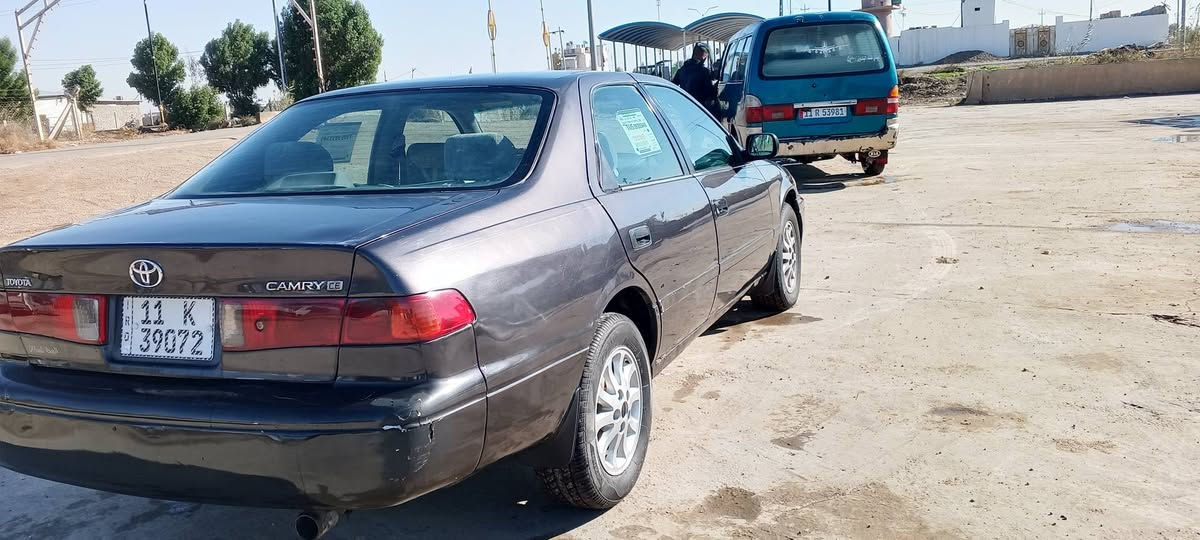 سلام عليكم. كامري للبيع. او مراوس. سعر 77. $ قطعتين بيه جاملغ يسار وبنيد ولباقي مكفول للستفسار ***********
