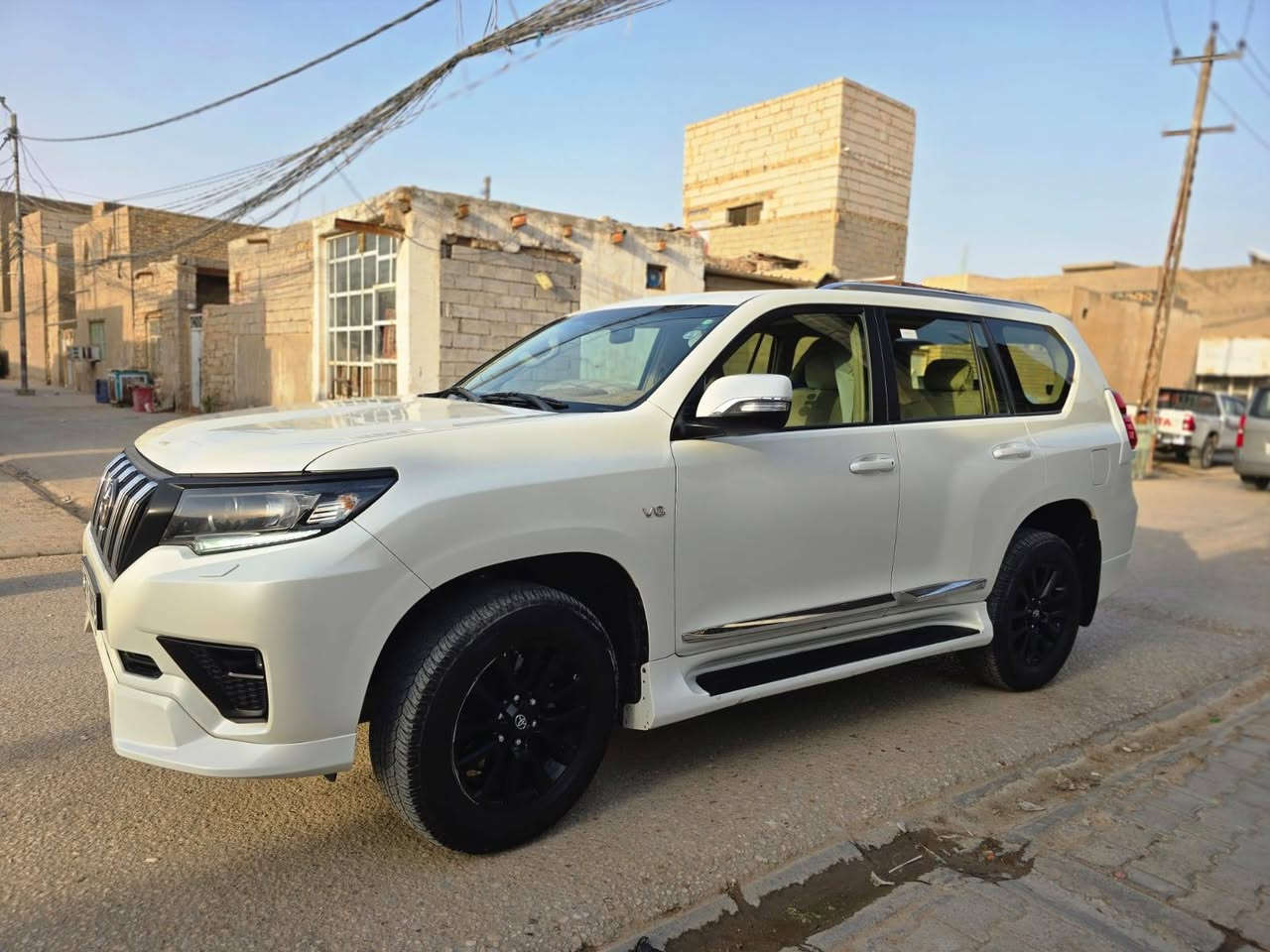 سلام عليكم
برادو موديل ٢٠٢٣ للبيع بيهه حالوب 
سونار مرفق مع المنشور الاستفسار 
***********
***********
