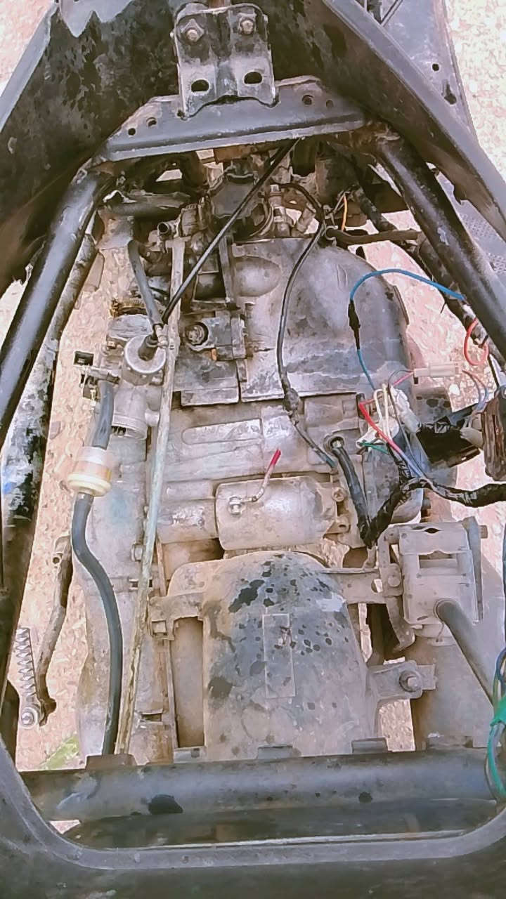 سلام عليكم ورحمة  درجه فراشه لبيع  بس تريد كبرته لن محوار تريد مالته لصليه سعار 75كوم حديد ***********هاذه رقمي بي بس وتساب
