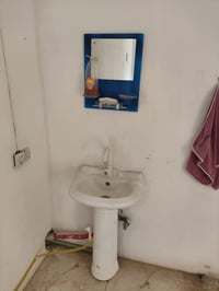 مغسله للبيع 07739821372