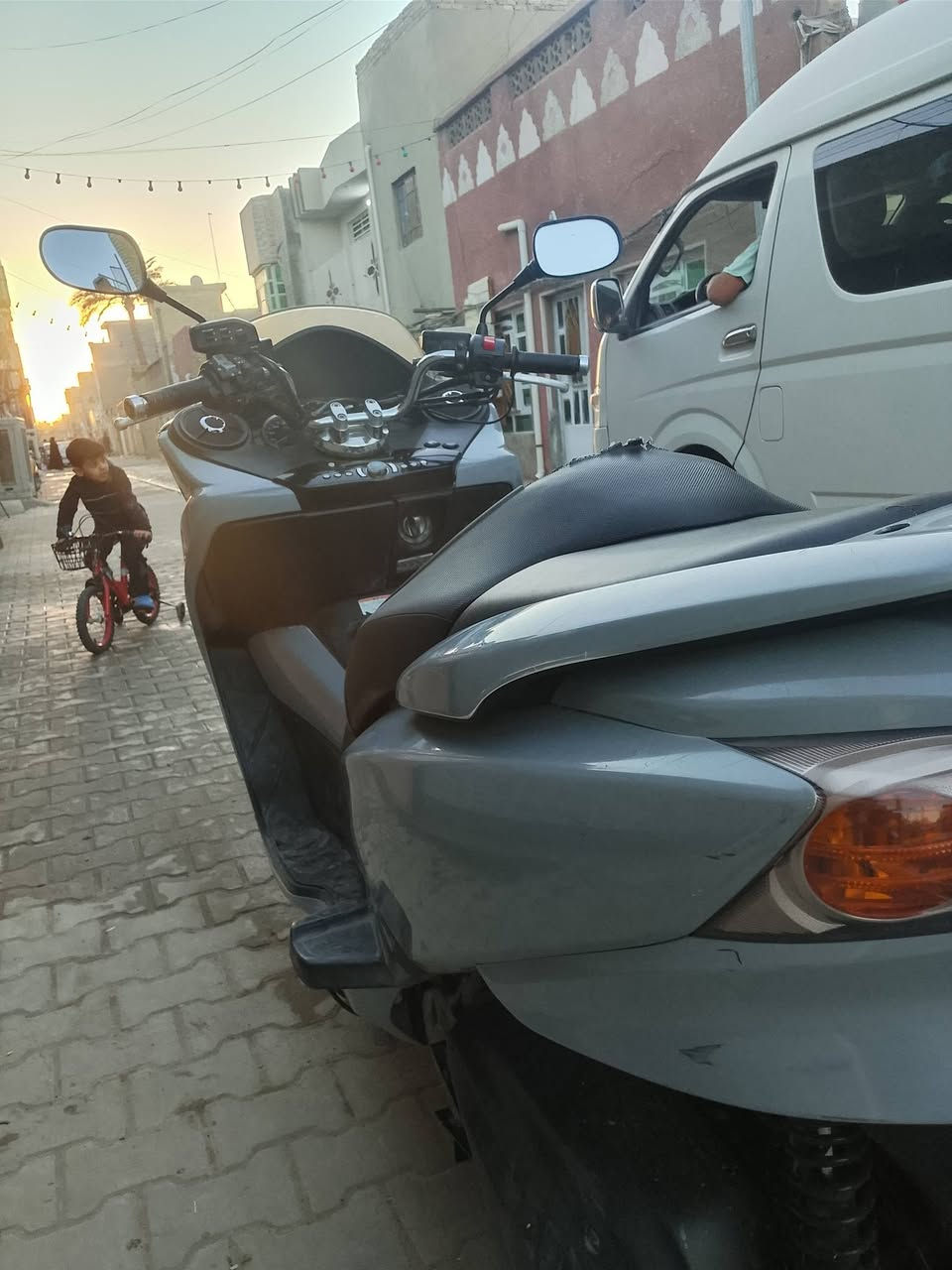 اس سفن s7
فول موصفات 
مسجل سستم وي السكليتر 
كلوب جنط
بريك ABS
تدفئه بل يدات
مازدات كرستال
كير عادي او سبورت أو اسفين أو دي  
الدراجه مكفولة 
بيها فقط كسر بل جامه مال مازده
السعر قفل 1500
***********
اوراق معرض أو منفيس
دهنه كله يورو أو بانزين محسن  
مكاني بغداد
