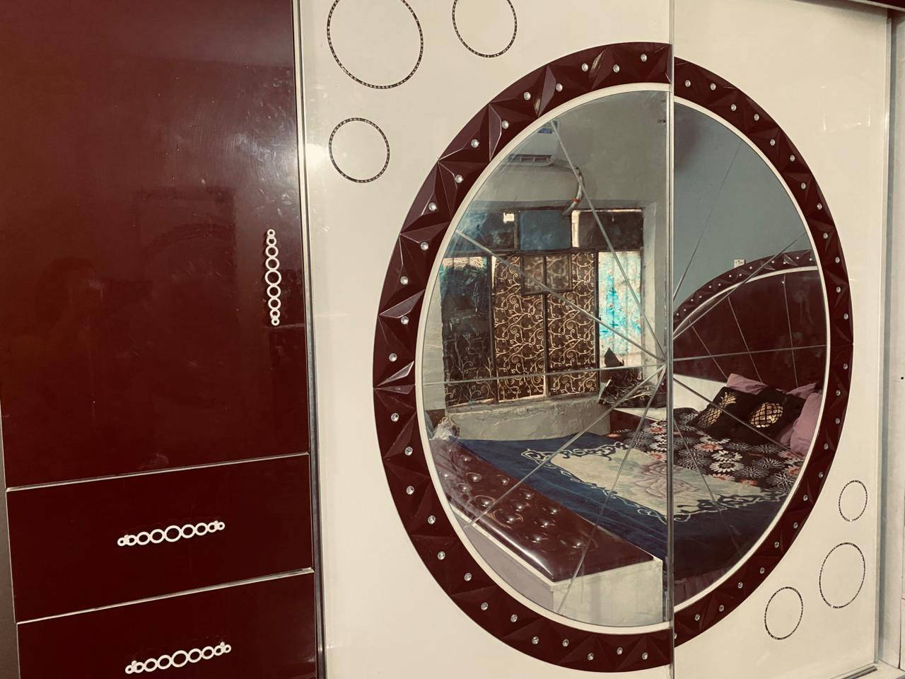 غرفه نوم تركيه مستخدمه للبيع المكان بغداد حي الجهاد ***********
