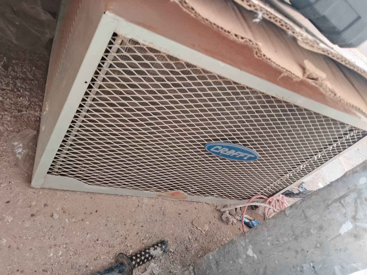 سلام عليكم مكيف كرافت سعودي 2طن ماطور راوتري اخو الجديد مامصلح البيع السعر 250  قفل العنوان الفلوجه    ***********
