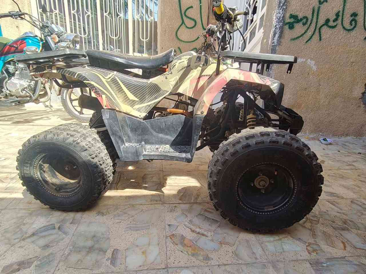 السلام عليكم 
للبيع دراجه رباعيه مكاني كربلاء حي العامل منطقه الثالثه سعر 700وبي مجال رقم الهاتف ***********بس واتساب
