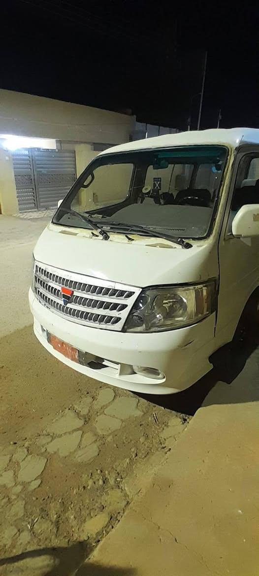 فتون ٢٠٠٩ كير مكينه اكسل حداديه مكفول السعر ٣٠//0780 630 7351

