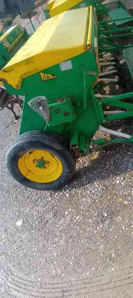 بۆ فرۆشتن تابیعەی اسبانی مودیل2015 بێ شکان ولحیم  شوێن بەردەرەش سعری23ورقە *********** ***********
