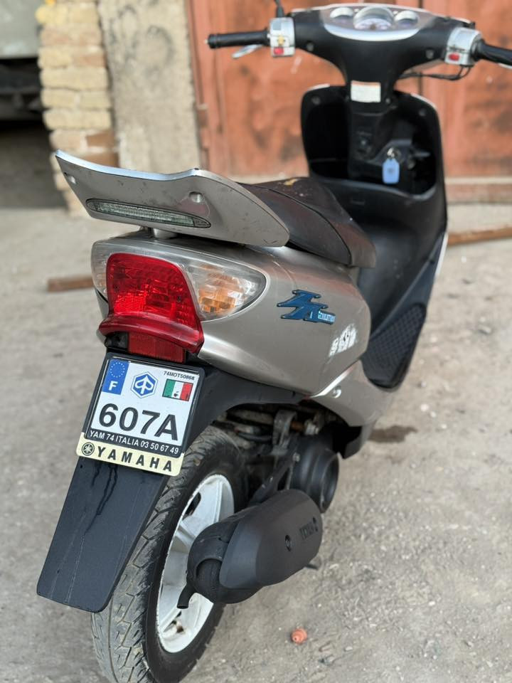 دراجة عصفورية رياضي 
دراجه كامله مكمله حاويه مانقصها ايشي 
برغي مامفتوح بيها مكينه نضيفه وحاويه ومصالها هواي من طالعه حاويه 

سعرها 600 

الشراي يراسلني واتساب مامتواجد فيس 

***********
