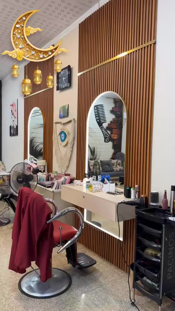 تقبل الله صيامنا وقيامنا بمناسبة قرب عيد الفطر المبارك سويتلكم عروض بنات على كل شي تدخلين للصالون شتسوين  اسويلج عليه عرض سارعو واقتنمو زالفرصة الحجز عالواتساب *********** 👍❤️👍❤️
