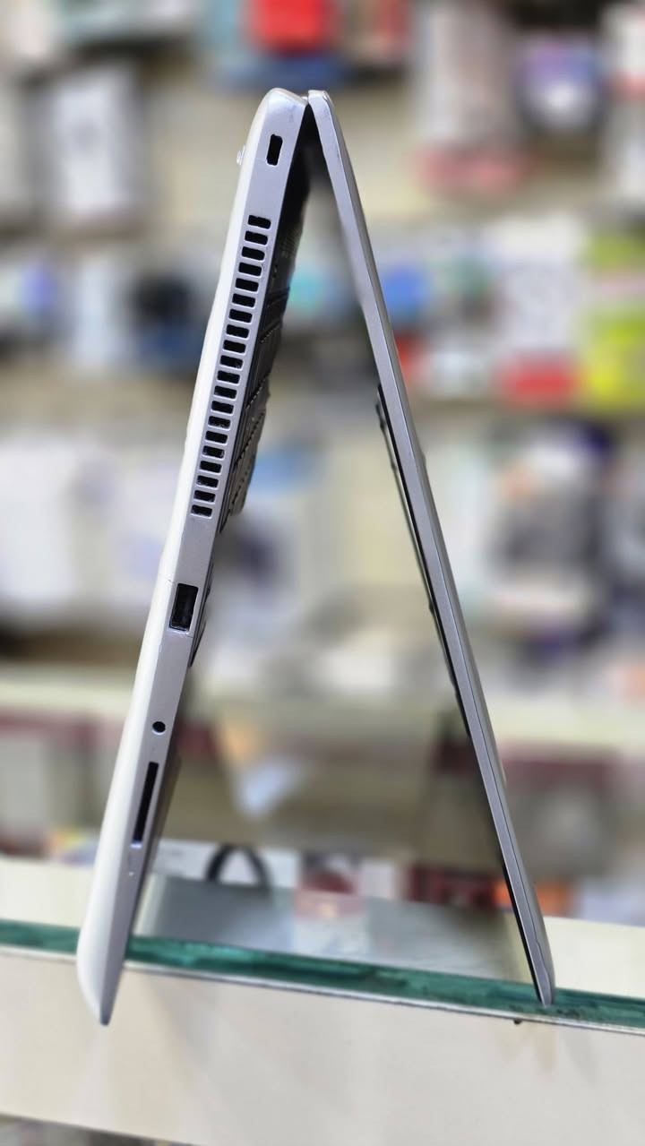 عرض خاص قطعة واحدة فقط تبقا  شركة قصر التقنيات
💻 لابتوب HP ProBook 450 G5  
⚙️ المعالج:Intel i5 Gen 8
✅️ الجيل الثامن ️
🧠 الرام: 8GB DDR4
💾 التخزين: 256GB SSD m2 
     كارت شاشة داخلي 
🖥️ شاشة حجم 15.6n slim
🔋 أداء قوي وسرعة عالية، مناسب للدراسة والعمل والمهام اليومية.
Batterie 🔋 excellent
💰 السعر:235,000iqالف
الملحقات🎁شاحنة اصلية🔌 وحقيبة💼 وماوس🖱
📩 للاتصال أو الاستفسار يرجى التواصل على الارقام
***********. ***********
العنوان.  موصل المجموعه الثقافية مقابل متحف الجامعة
يوجد توصيل لجميع المحافظات 
اسعار خاصة لمكاتب الجملة
