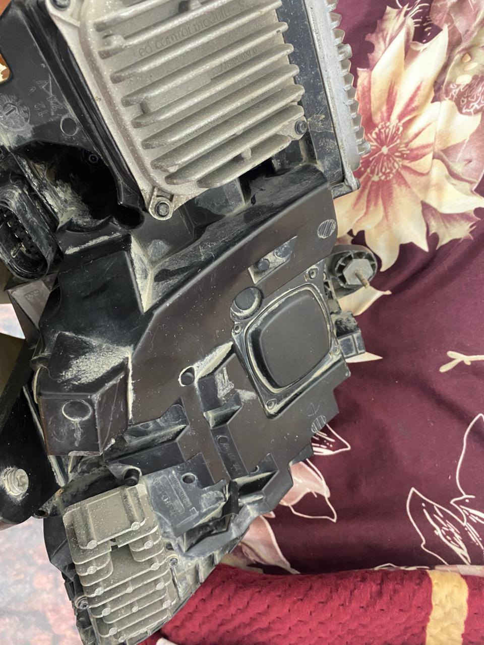 � كلوبات Mercedes C300 2016 MULTIBEAM LED وكالة 🔥

للبيع كلوبات مرسيدس c63s موديل 2016 نوع MULTIBEAM LED الأصلي (فئة عالية)

📌 التفاصيل:

 • كلوب يشتغل 100% قوي ونظيف 👍
 • كلوب ثاني يحتاج تصليح (ينفع قطع أو تصليح) ❌
 • بيهن تغبيش خفيف بسبب رطوبة 

💡 هذا النوع MULTIBEAM مرغوب وغالي (مو عادي ولا هالوجين)

💰 السعر: 750,000 دينار قابل للتفاوض البسيط
📍 المكان: بغداد _قرب مرور التاجيات 
ه‍/  *********** متواجد واتساب
