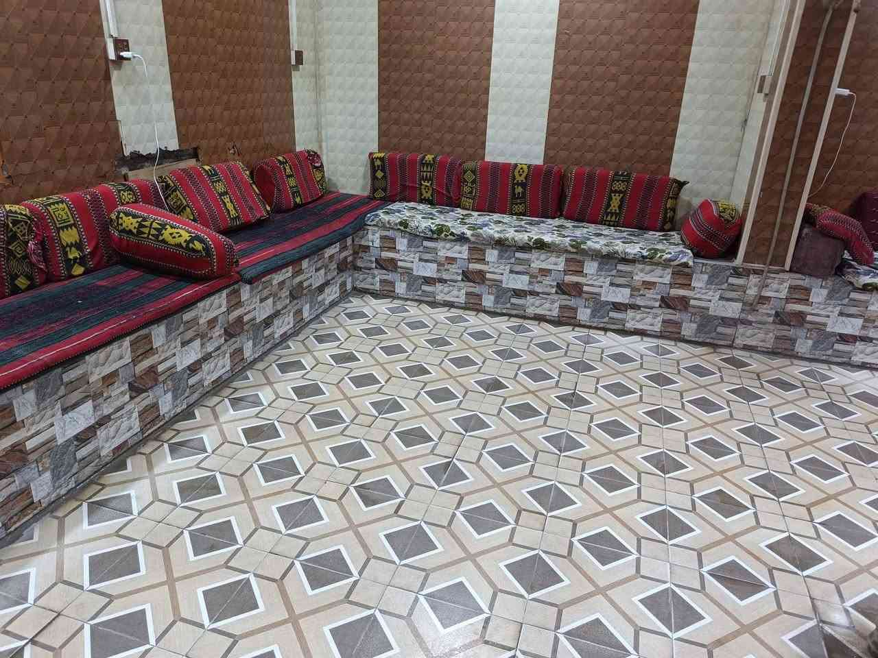 السلام عليكم /مكلف بالنشر
كهوه للبيع بحي اور شارع السبيس تحتوي على 35ناركيله +150حجر +شاشه بلازما55+سبلت عمودي3طن جديد+سبلت طنين جداري أيضا جديد +نت ضوئي +تأسيس مي وماطور  ومجاري كله جاهز + كهرباء خطين وطني ومولد مجاني يعني كهرباء ماتطفه ابد *********** واتساب او اتصال غير متواجد عالفيس
