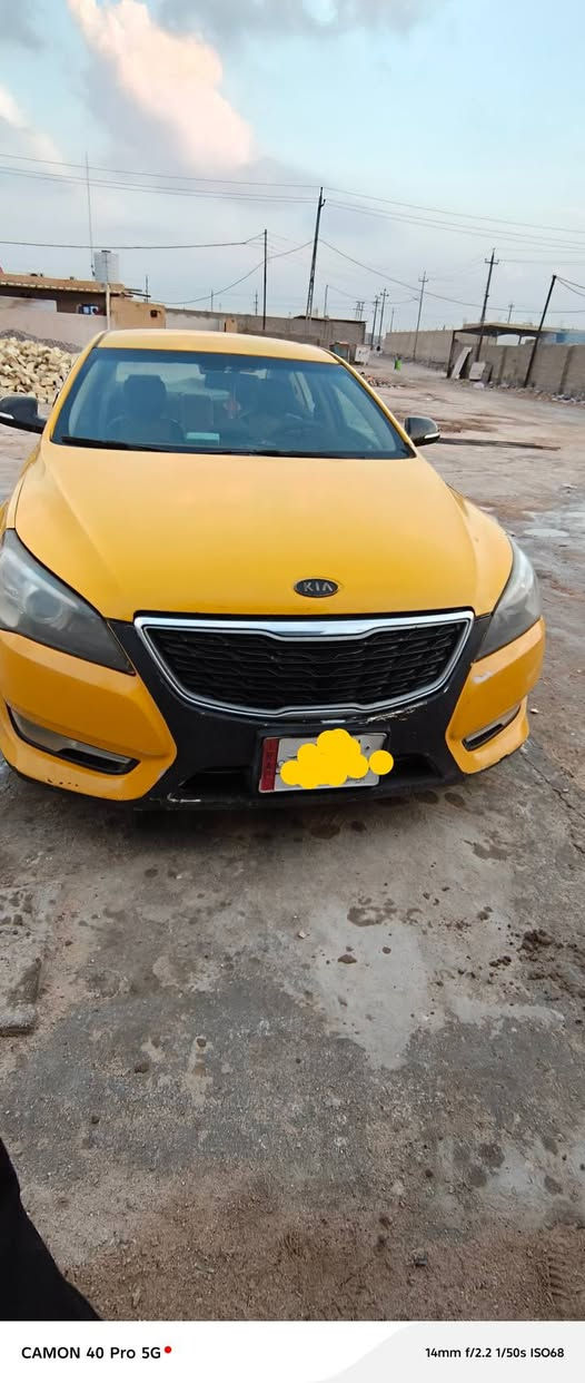 السلام عليكم.. من رخصة الأدمن  كيا كاتنزه K7 موديل 2011 بصره بسمي السياره السنويه لغاية 2027 محرك 2700 كير جديد قبل شهرين شاده تخم تاير جديد منظومة بنزين جديده بيها تبديل چاملق جهة اليمين السياره يرادالها ترتيب الدعاميه الخلفيه تعبانه يراد الهاا تبديل السعر ٦٥ ورقة  وبيها مجال تحويل ثاني يوم من الاخير اتكفل بلرسمياات فقط البدي شوف العين وبلخدمه ان شاءلله للاستفسار *********** مكان السياره   البصره
