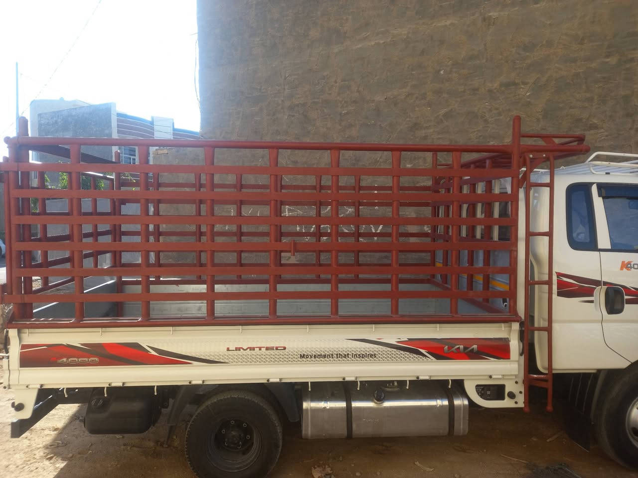 السلام عليكم ورحمة الله وبركاته
محجر فحل بوري تزكام درجة أولى امانه الله عكوسة مع الدروجة ٦ مساطر ارتفاع ١١٠ سم 

بغداد التاجيات 

***********
