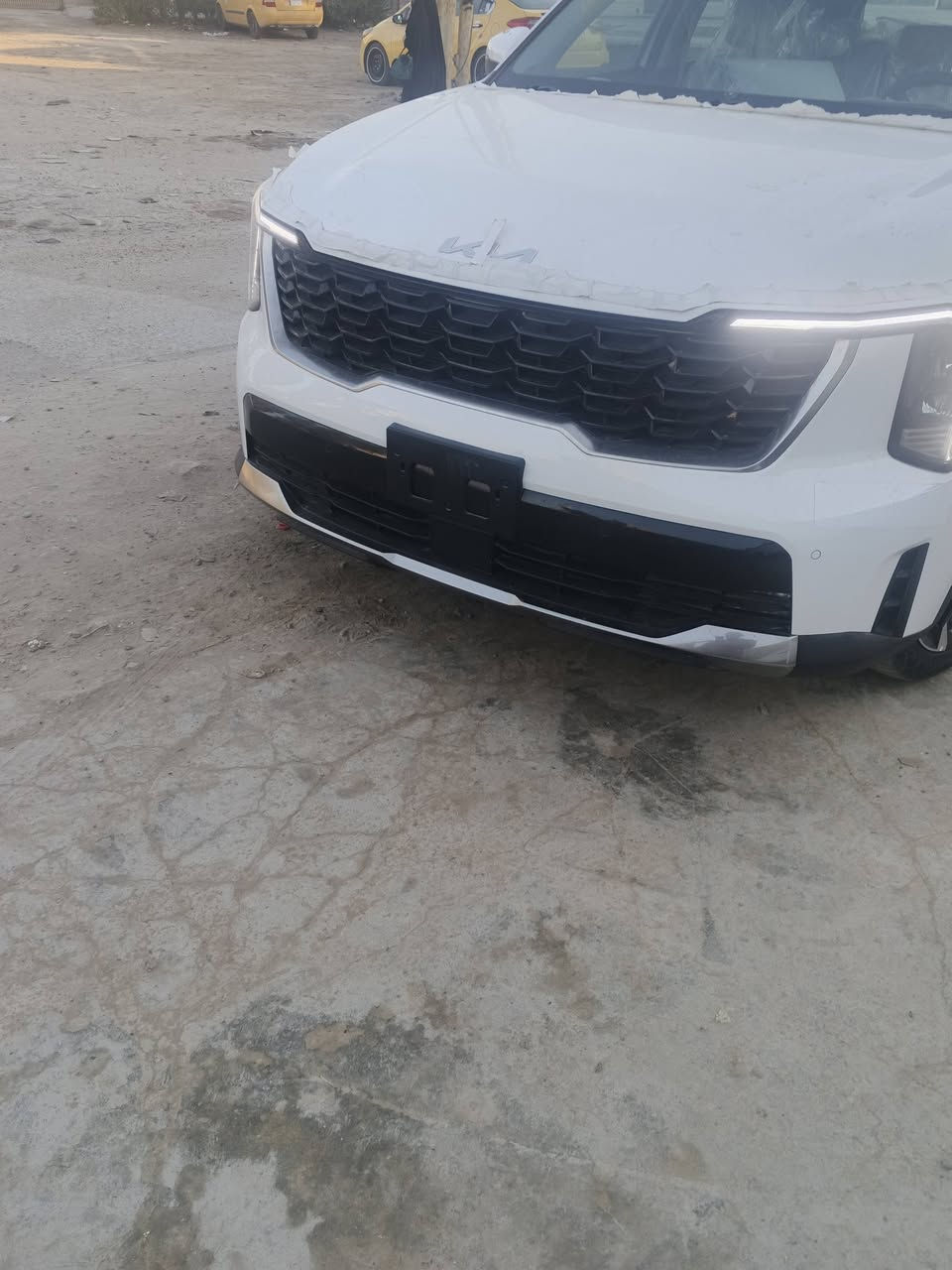 سورنتو موديل 25  زيرو ماشي ألف مكفولة حته من الشخط دبل كامره بغداد بسمايه السعر 47مليو
 ن قفل***********متواجد وتساب فقط بسمي
