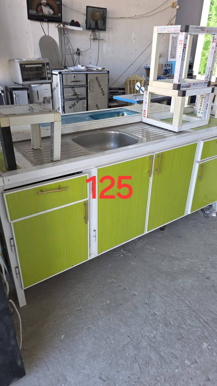 كاونترات للبيع ومجموعه اشيااءالاسعار بداخل الصور العنوان كربلاء حي العامل نهاية 🔚 السوق قرب جامع اهل البيت معرض بركات ال محمد عليهم السلام والتحيه هاتف ***********
